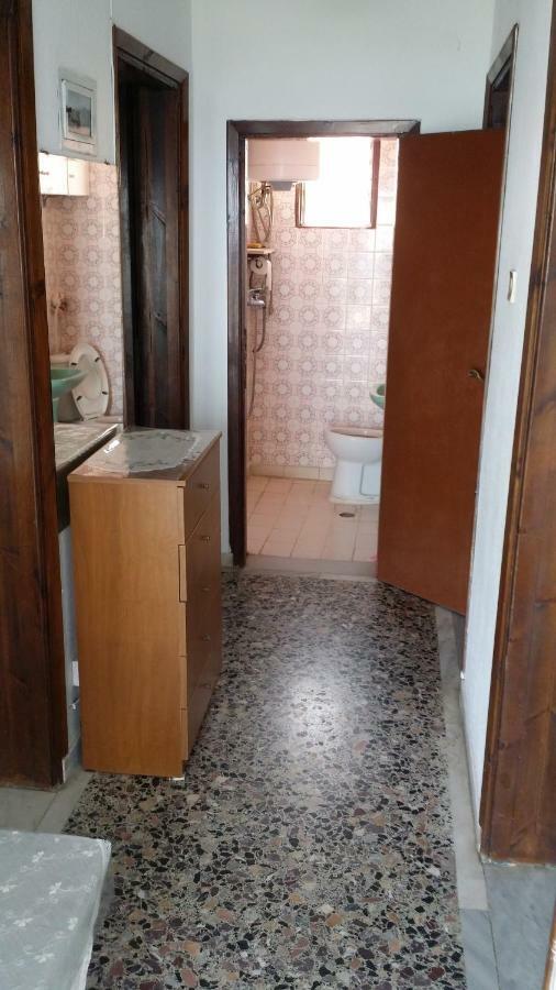 Grigorios Apartments Nea Vrasna Luaran gambar